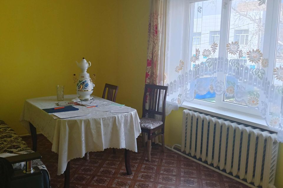 Продаётся 2-комнатная квартира, 40.5 м²