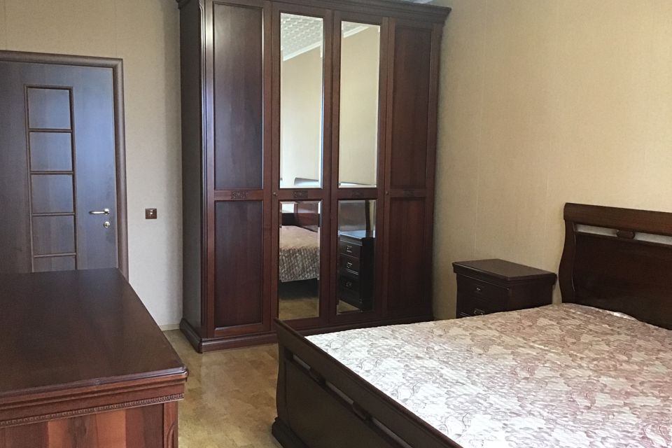 Продаётся 3-комнатная квартира, 110.1 м²