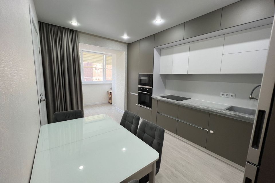 Продаётся 1-комнатная квартира, 44.1 м²