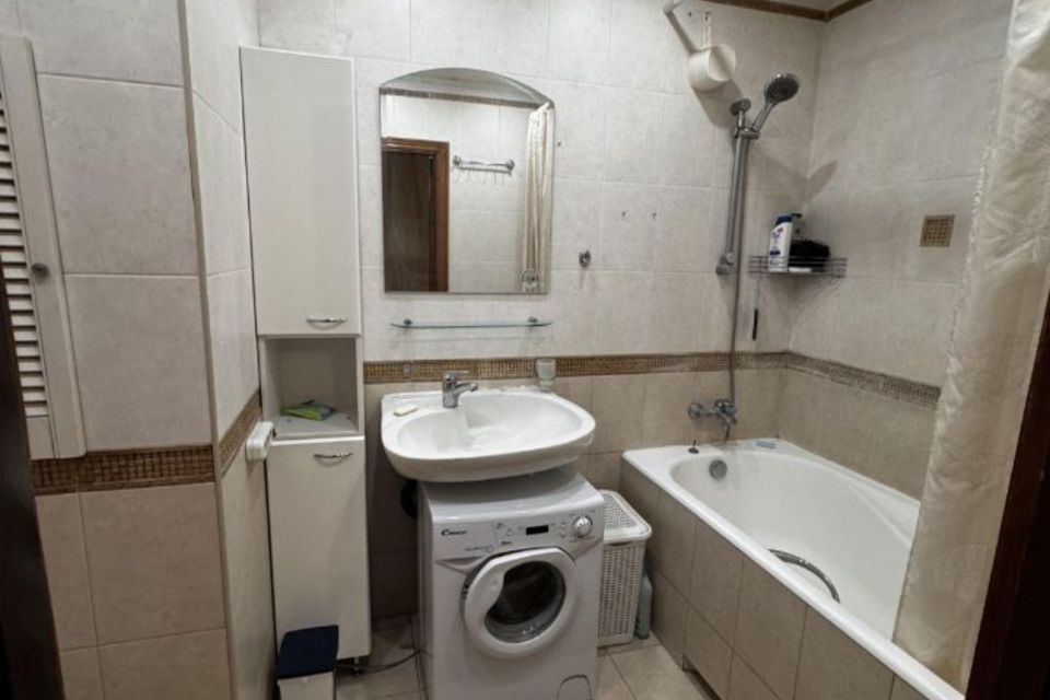 Продаётся 1-комнатная квартира, 42.66 м²