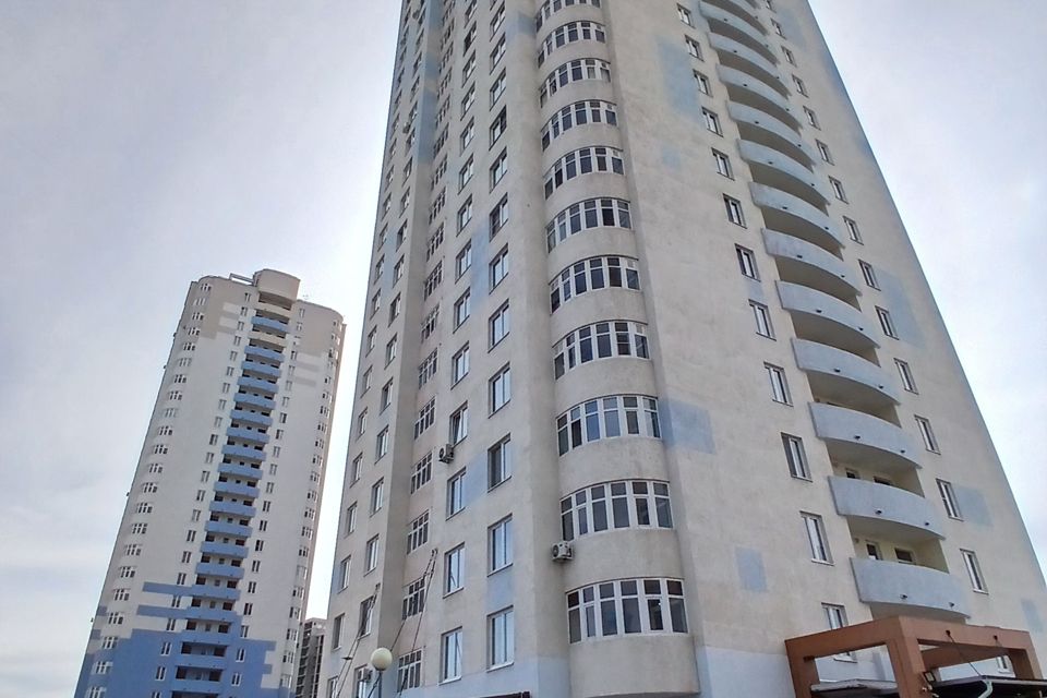 Продаётся 1-комнатная квартира, 45.3 м²