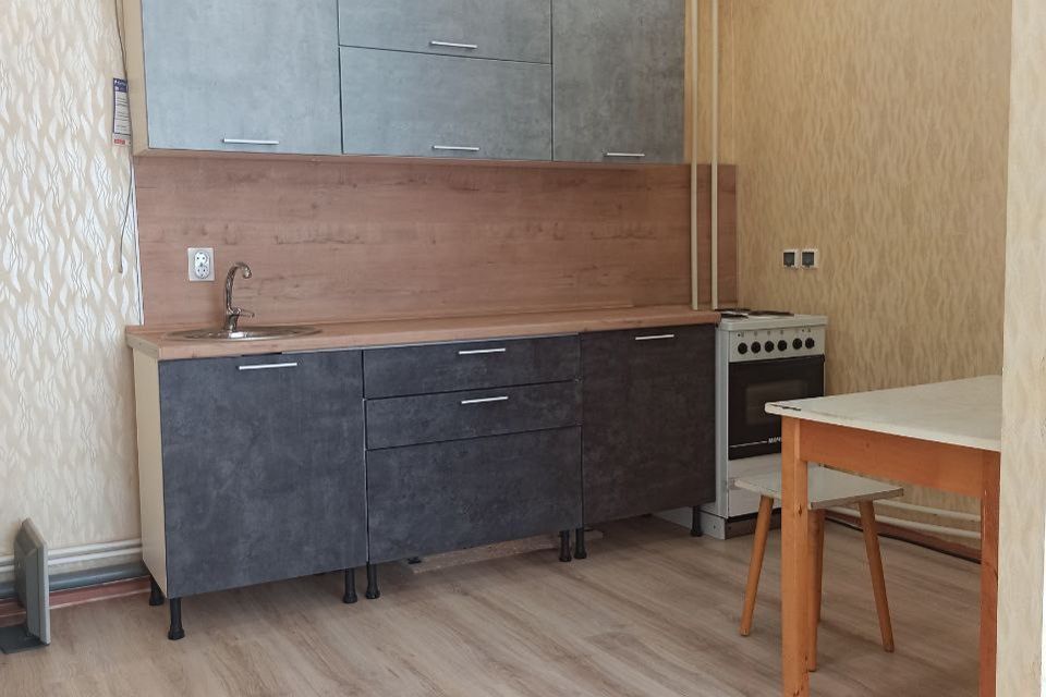 Продаётся 2-комнатная квартира, 42.3 м²