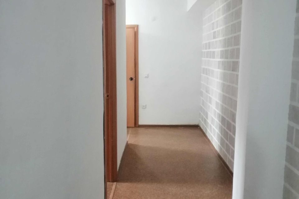 Продаётся 3-комнатная квартира, 68.8 м²
