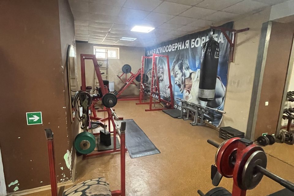 Продаётся помещение своб. назначения, 460 м²