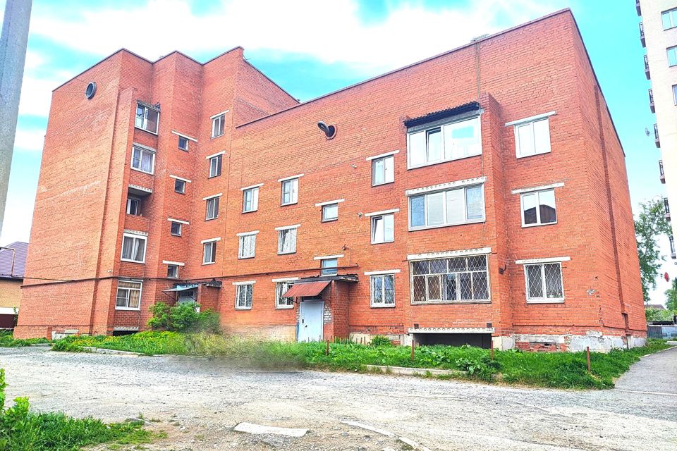 Продаётся 2-комнатная квартира, 47.6 м²