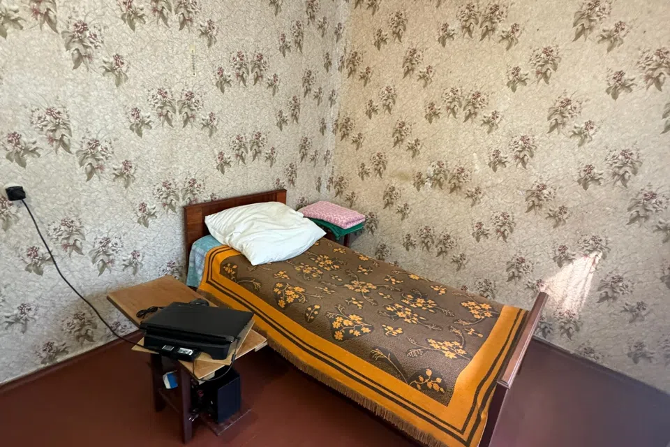 Продаётся 3-комнатная квартира, 43.8 м²