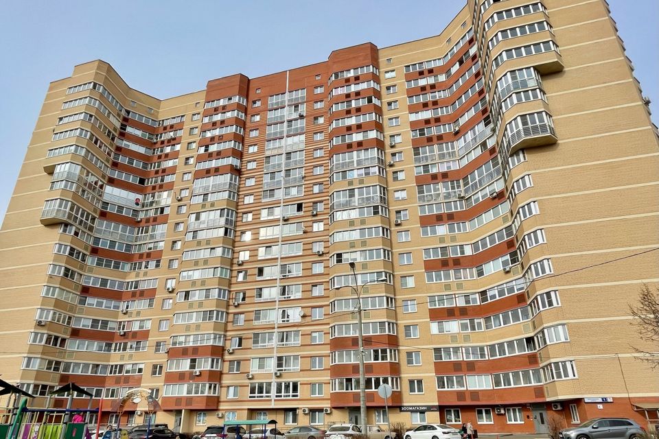 Продаётся 1-комнатная квартира, 45.4 м²