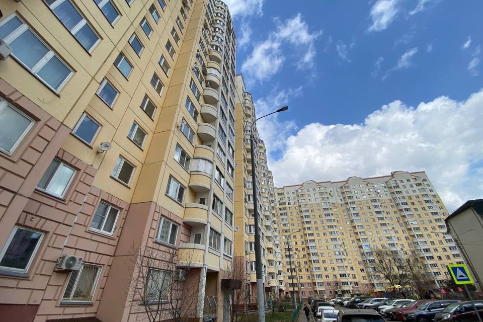 Продаётся 3-комнатная квартира, 65.2 м²