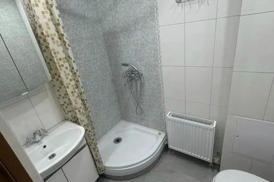 Продаётся 3-комнатная квартира, 63.6 м²