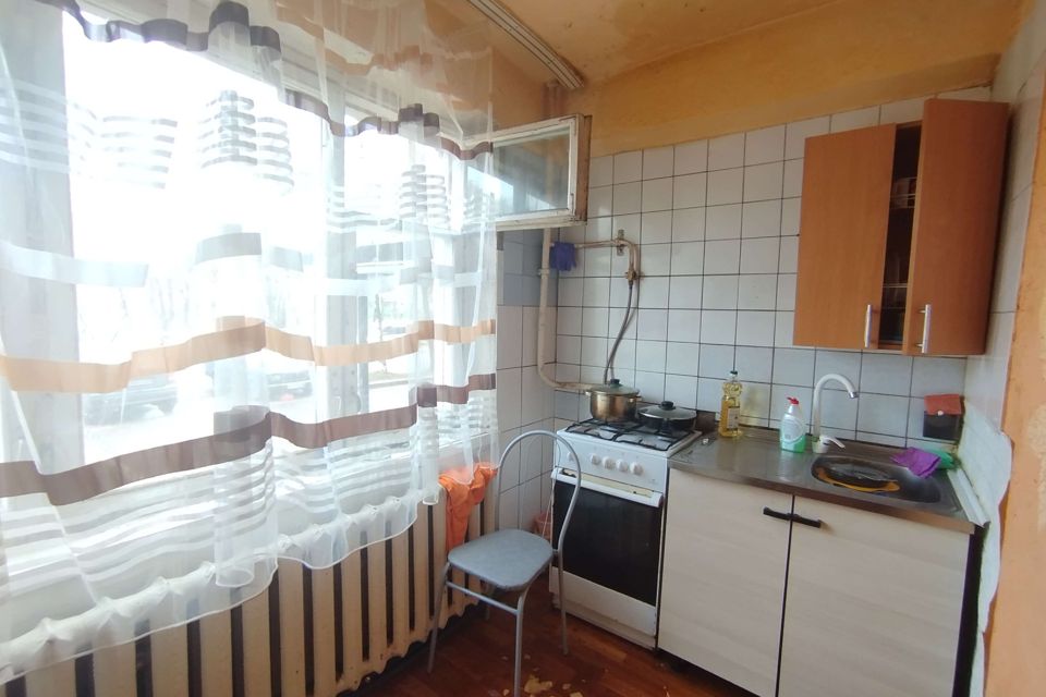 Продаётся комната в 4-комн. квартире, 14.4 м²