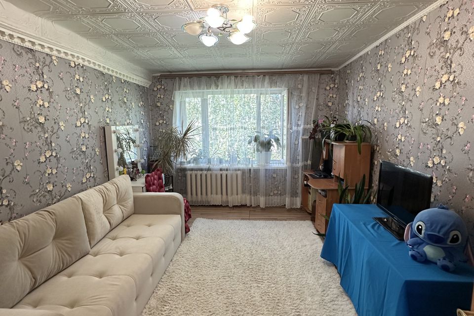 Продаётся 3-комнатная квартира, 58.4 м²