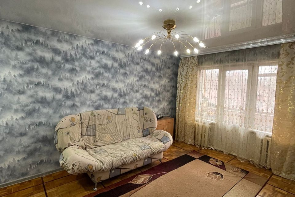 Продаётся 3-комнатная квартира, 58.4 м²