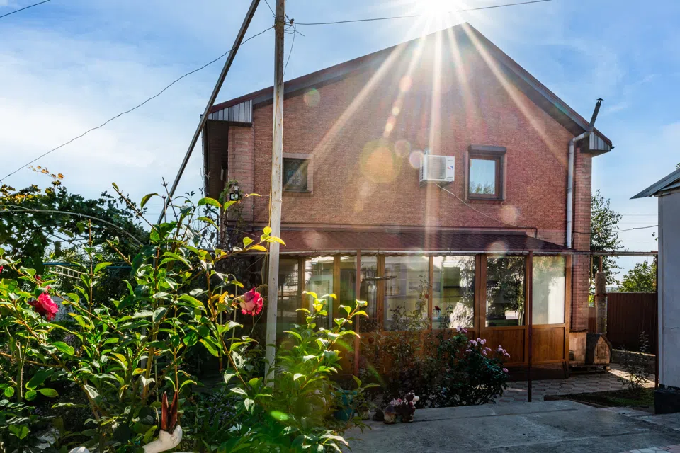 Продаётся 2-этажный дом, 140 м²