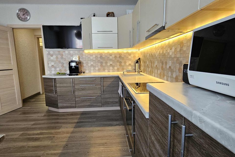 Продаётся 3-комнатная квартира, 67.5 м²