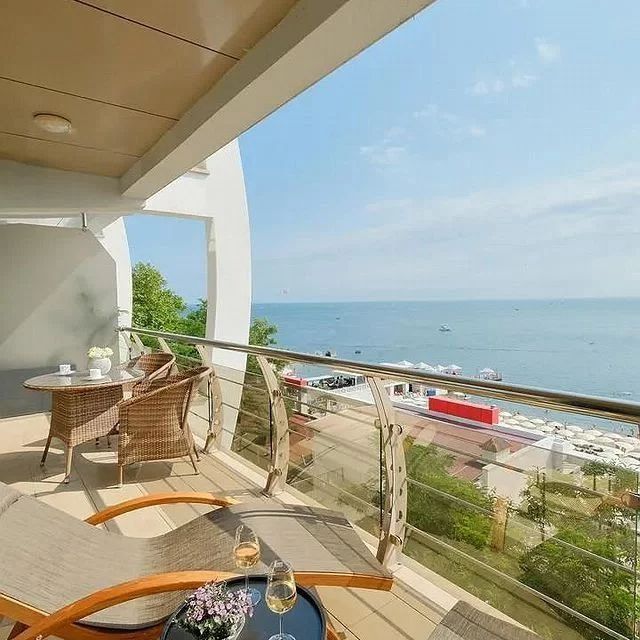 Продаётся 2-комнатная квартира, 77 м²