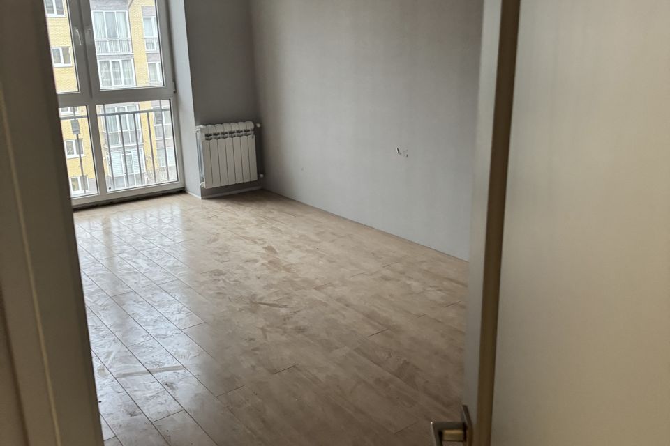 Продаётся 3-комнатная квартира, 100 м²
