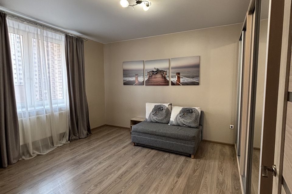 Продаётся 1-комнатная квартира, 37.5 м²