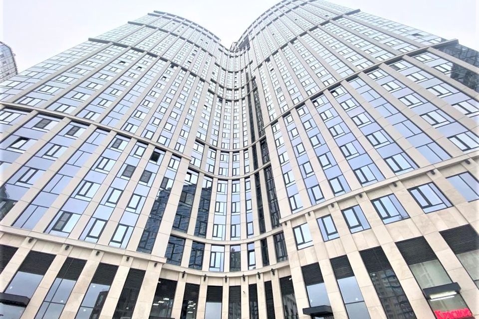 Продаётся 1-комнатная квартира, 48 м²