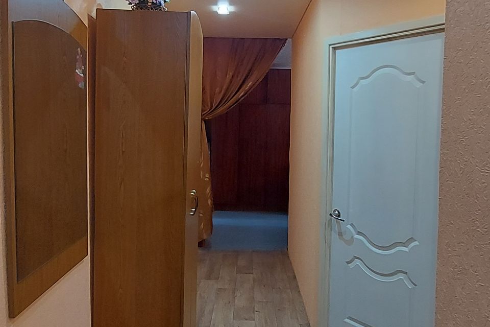 Продаётся 3-комнатная квартира, 58.9 м²