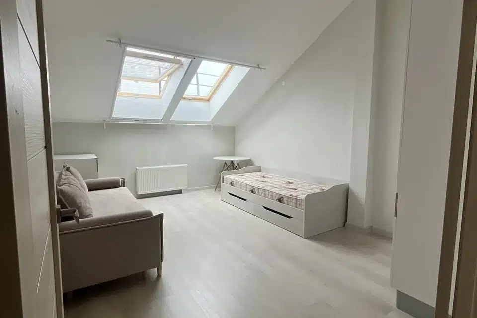 Продаётся 2-комнатная квартира, 61.8 м²