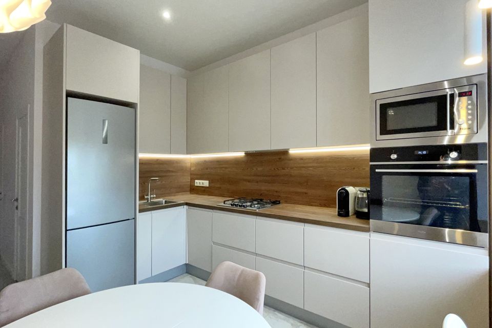 Продаётся 2-комнатная квартира, 58.5 м²