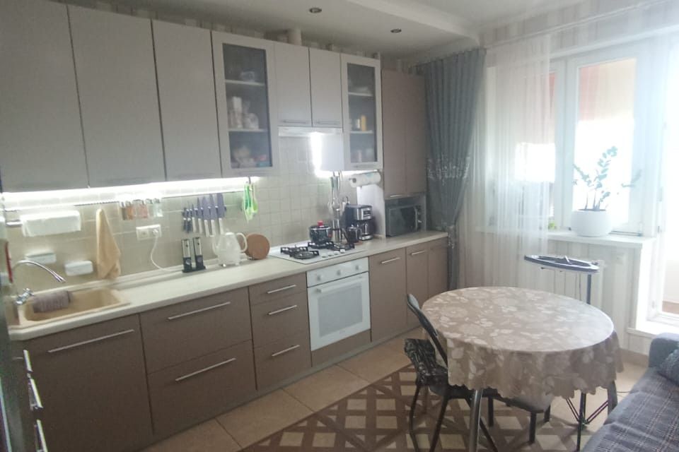 Продаётся 1-комнатная квартира, 43.1 м²
