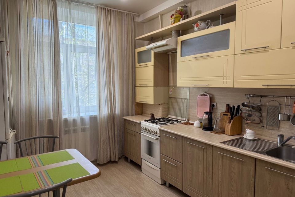 Продаётся 2-комнатная квартира, 54.6 м²