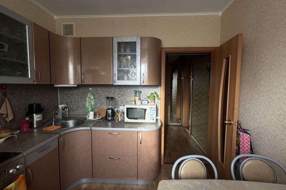 Продаётся 1-комнатная квартира, 40.2 м²