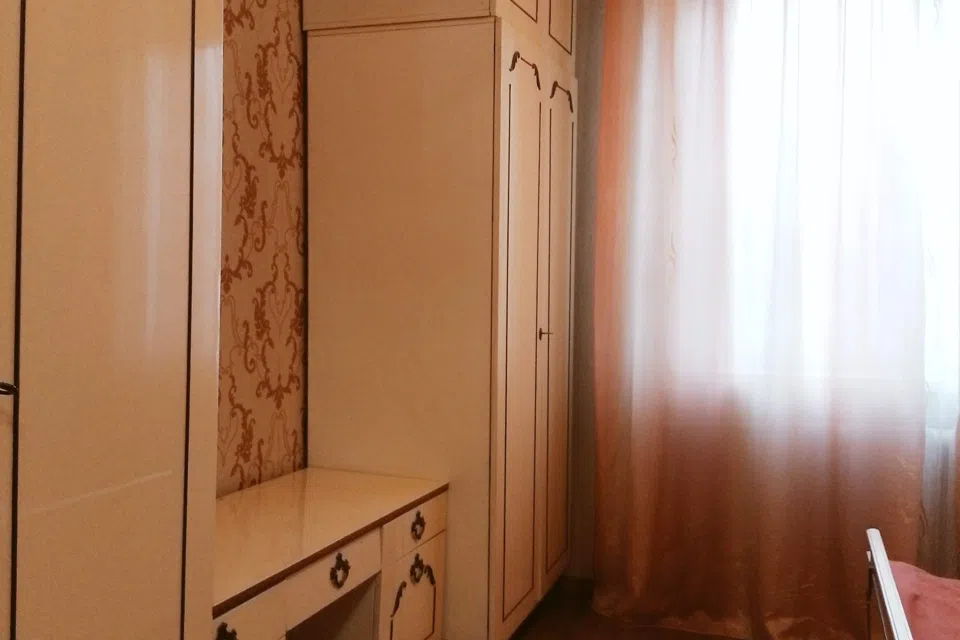 Продаётся 4-комнатная квартира, 84.2 м²