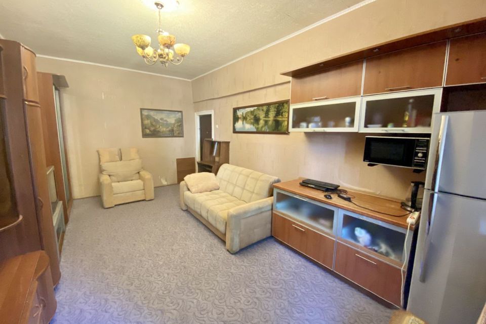 Продаётся комната в 4-комн. квартире, 73.4 м²
