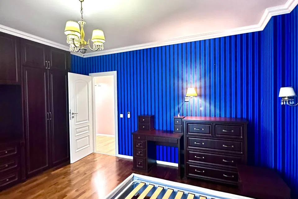 Продаётся 3-комнатная квартира, 100 м²