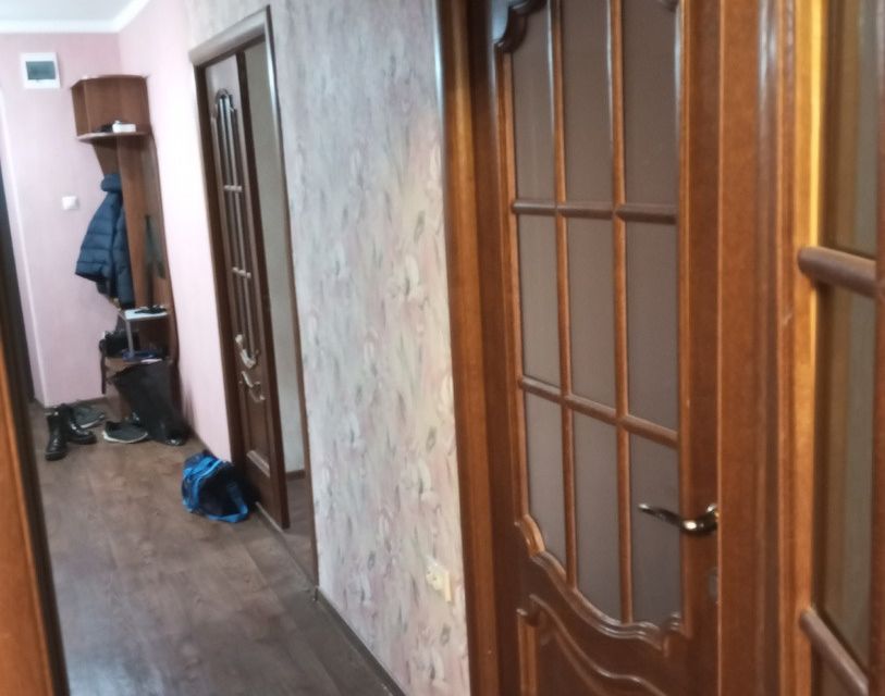 Продаётся 4-комнатная квартира, 90 м²