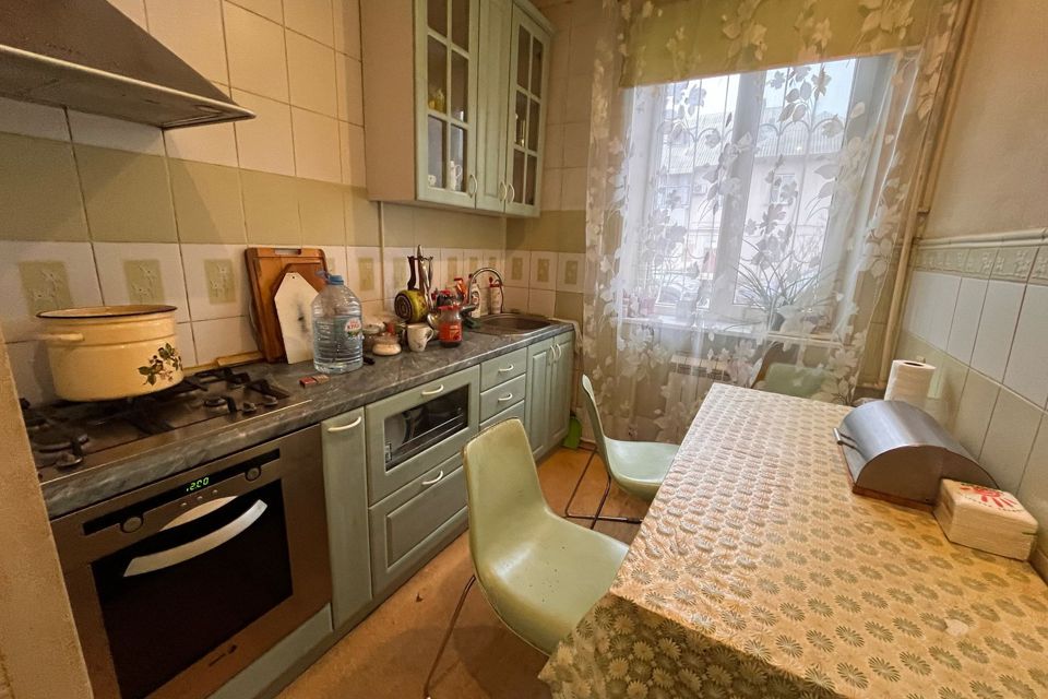 Продаётся 3-комнатная квартира, 65 м²