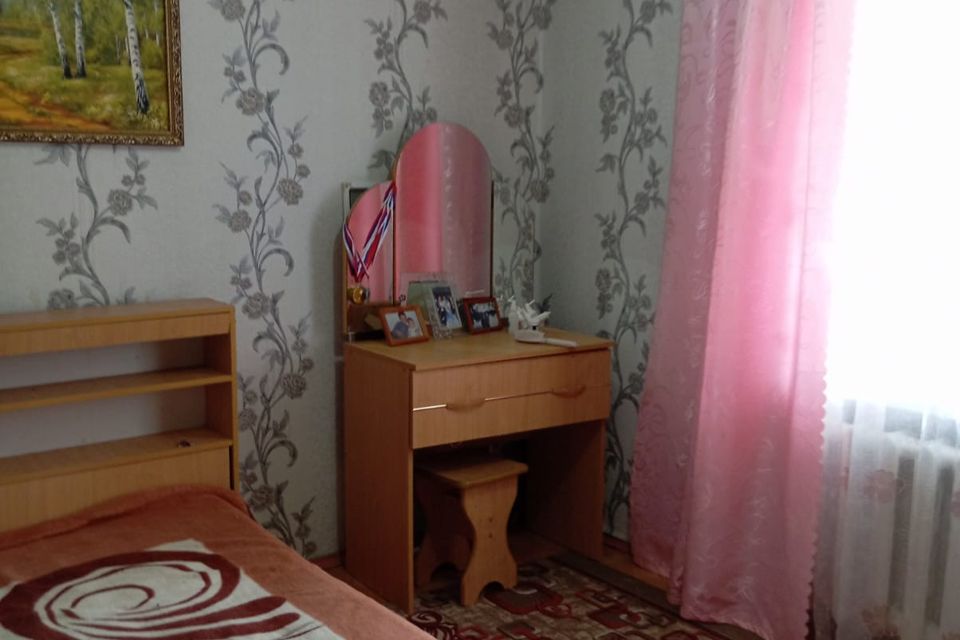 Продаётся 3-комнатная квартира, 57.3 м²