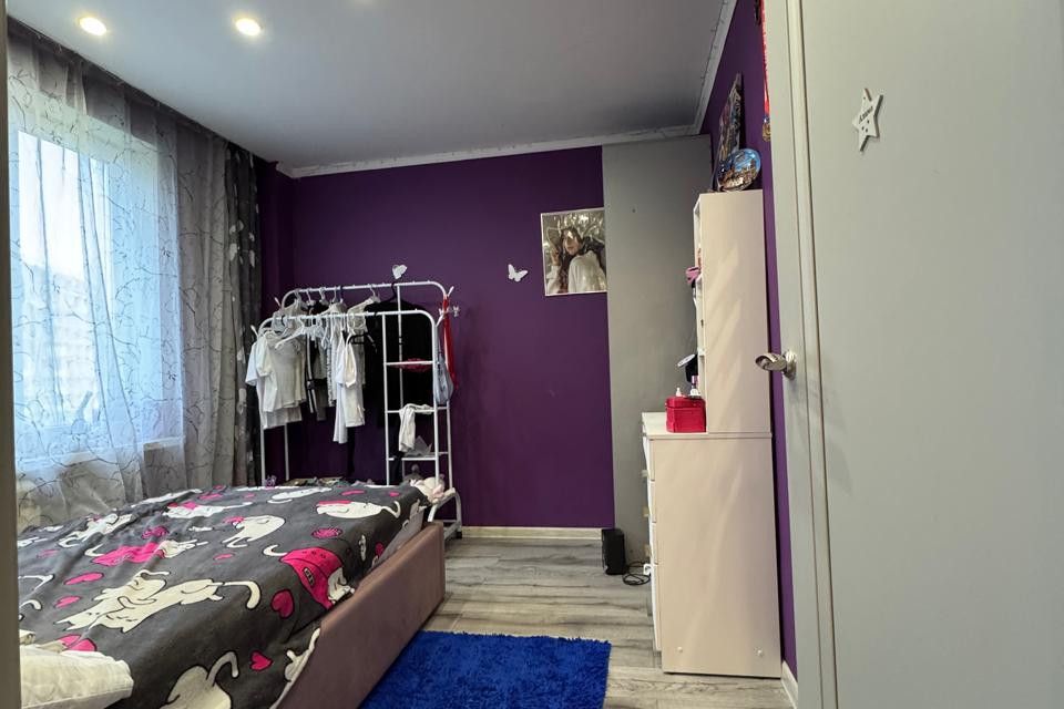 Продаётся 3-комнатная квартира, 48.9 м²