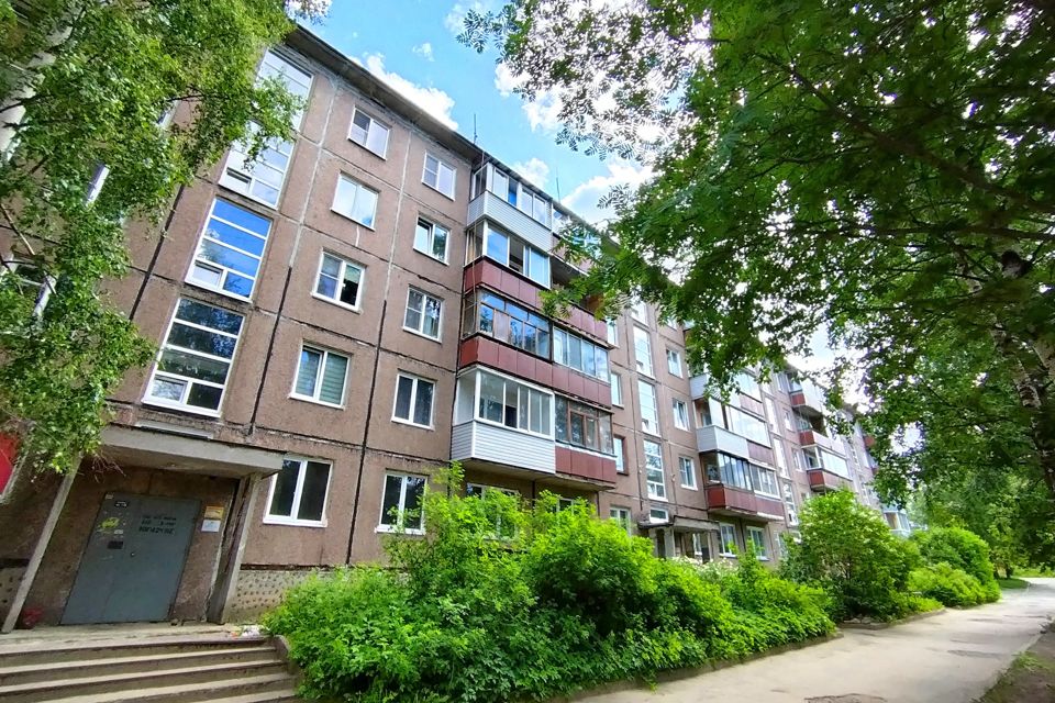 Продаётся 3-комнатная квартира, 58.9 м²
