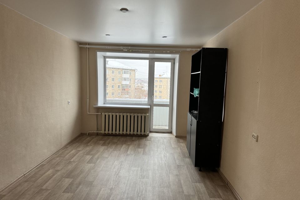 Продаётся 3-комнатная квартира, 60.7 м²