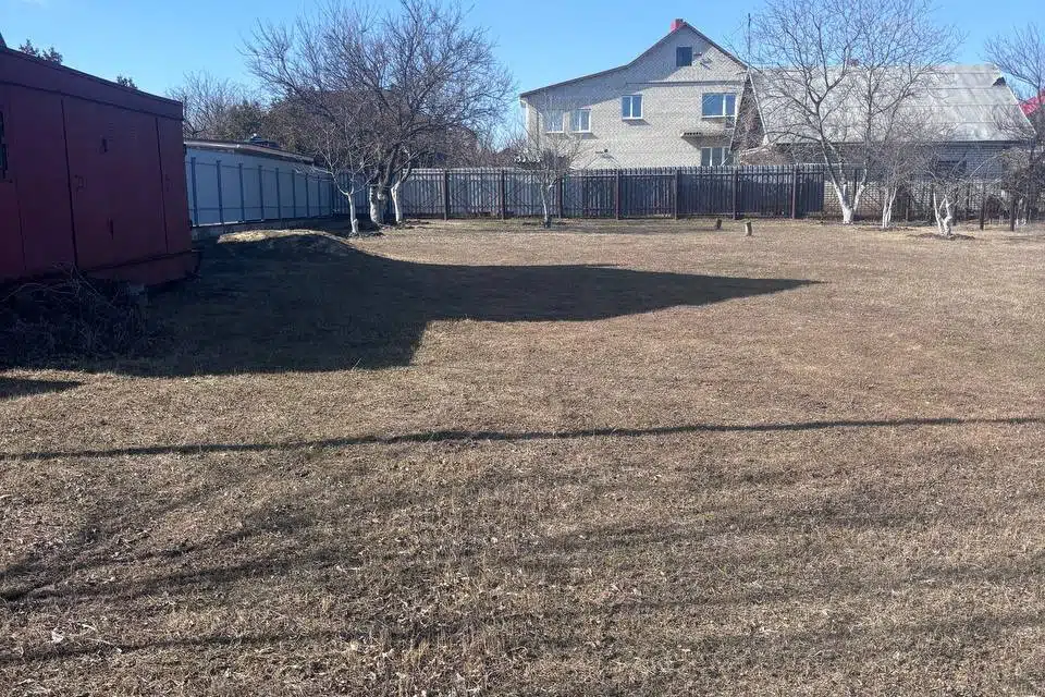 Продаётся участок, 10 сот.