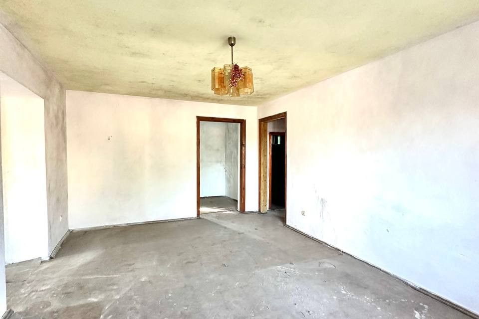 Продаётся 3-этажный дом, 326.7 м²