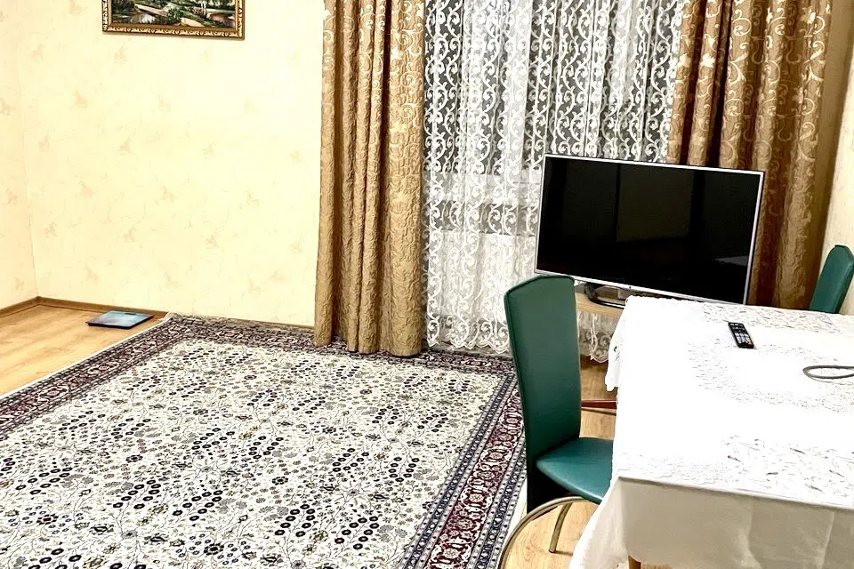 Продаётся 3-комнатная квартира, 60 м²