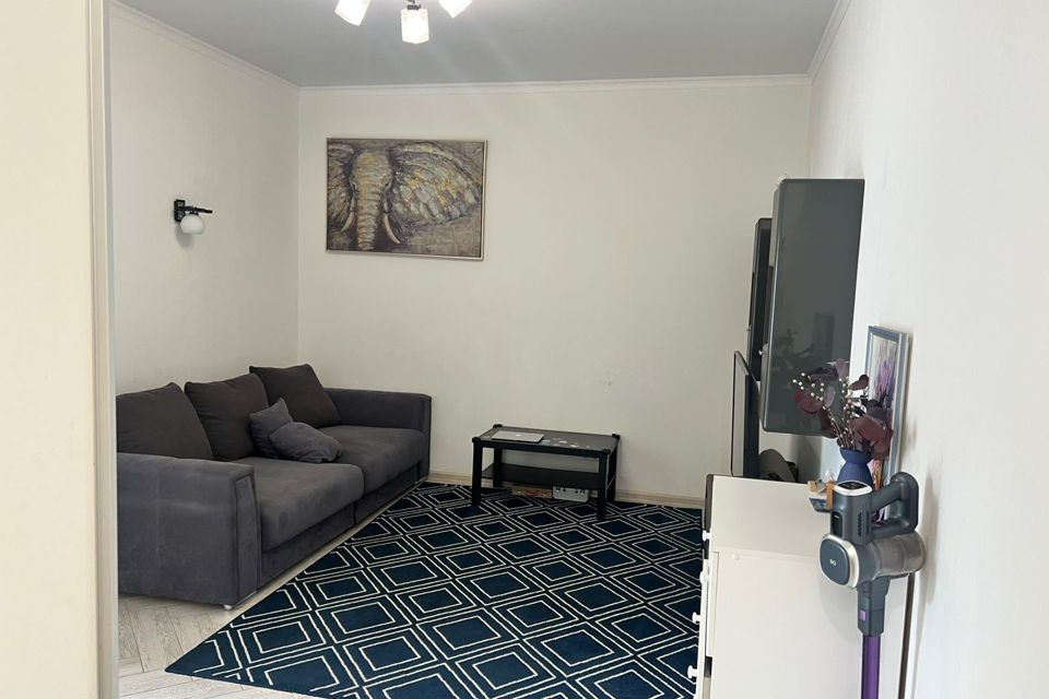 Продаётся 1-комнатная квартира, 48.4 м²