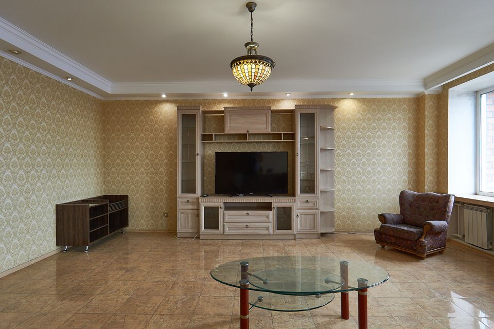 Продаётся 2-комнатная квартира, 94 м²