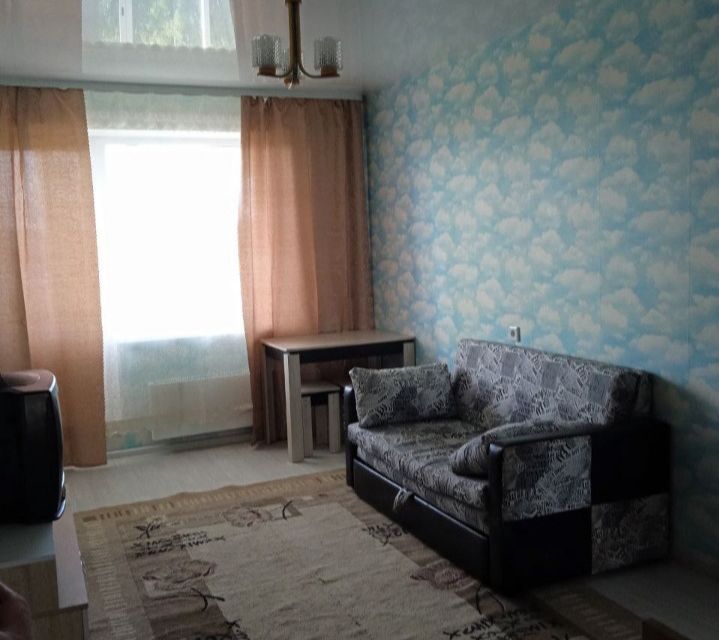 Продаётся комната в 3-комн. квартире, 15.5 м²