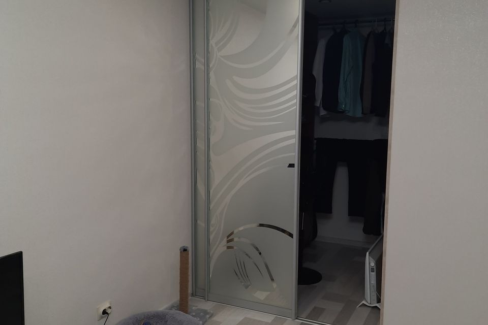 Продаётся 1-комнатная квартира, 46.6 м²