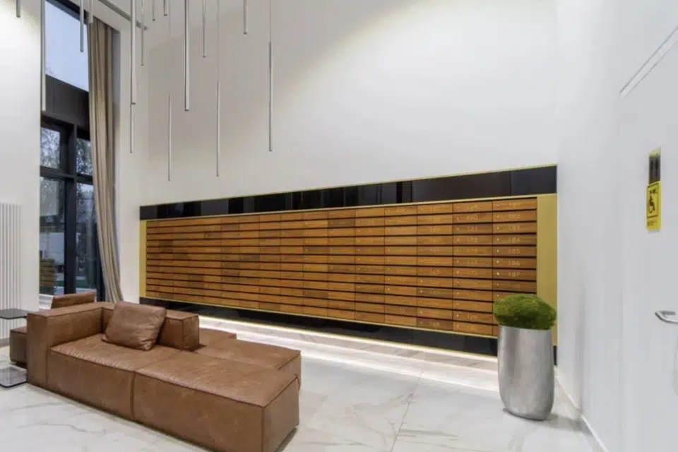 Продаётся 1-комнатная квартира, 46 м²