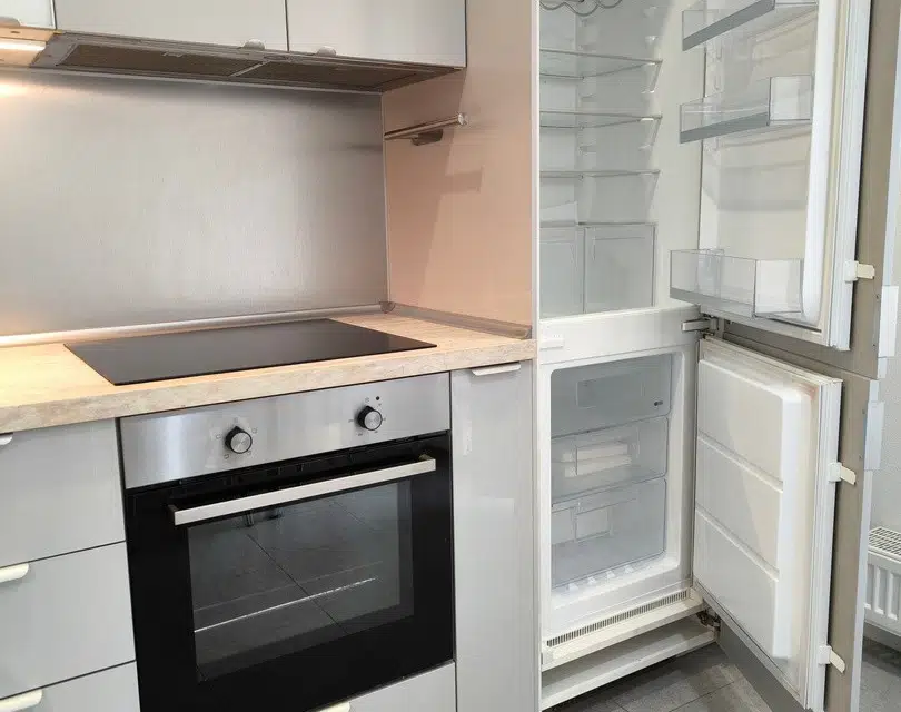 Продаётся 2-комнатная квартира, 57 м²