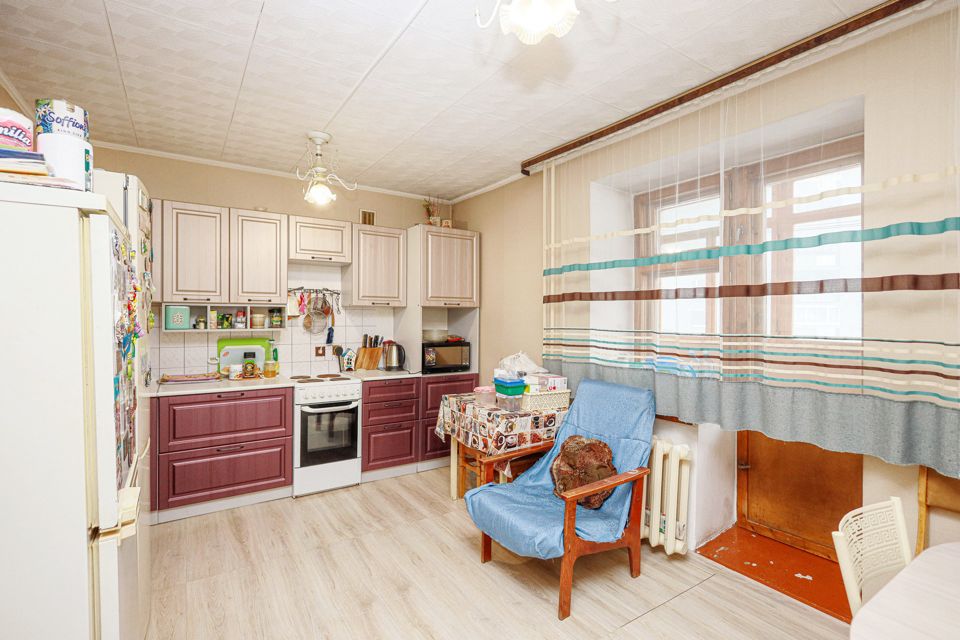 Продаётся 4-комнатная квартира, 128.8 м²