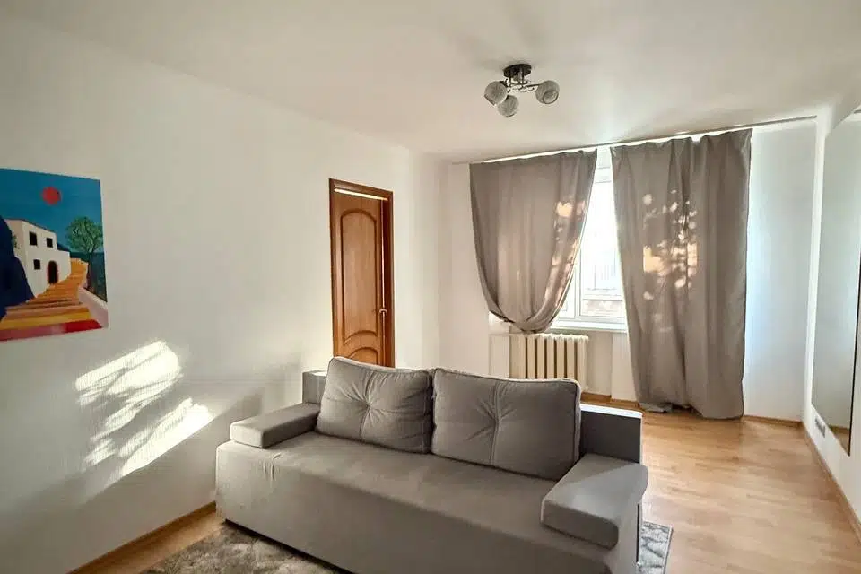 Продаётся 3-комнатная квартира, 54.9 м²