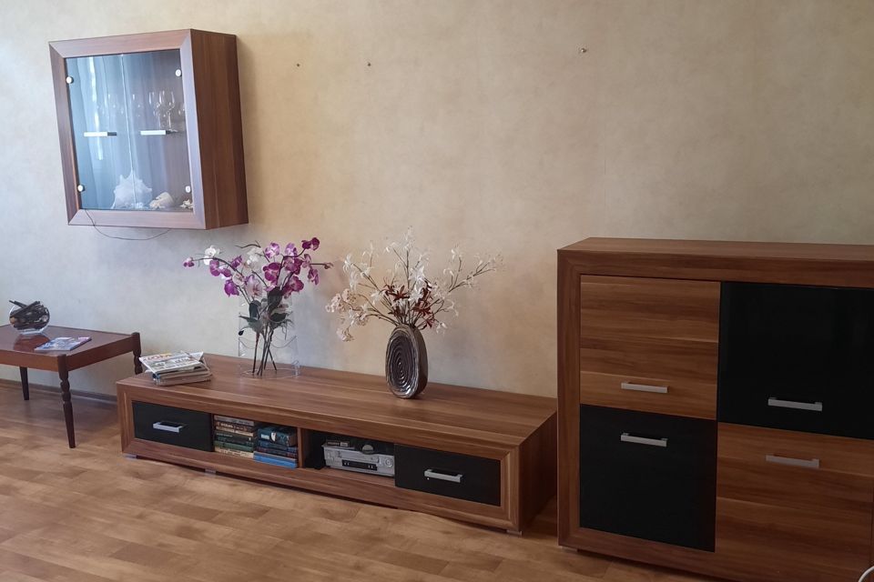 Продаётся 4-комнатная квартира, 86 м²