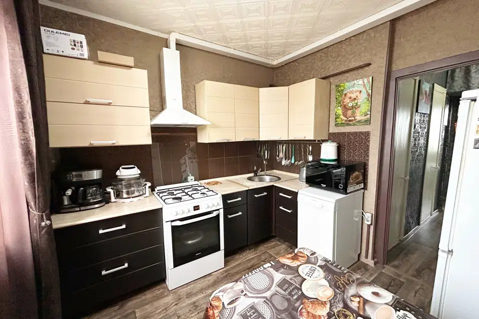Продаётся 3-комнатная квартира, 64.5 м²